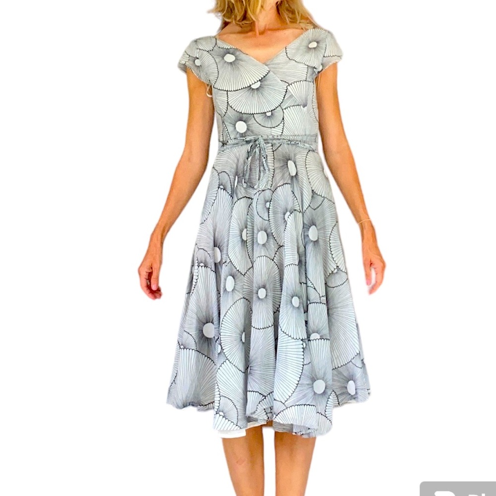 Merrimekko faux-wrap midi dress